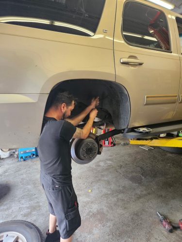 Auto-Repair-Chapin-SC-70